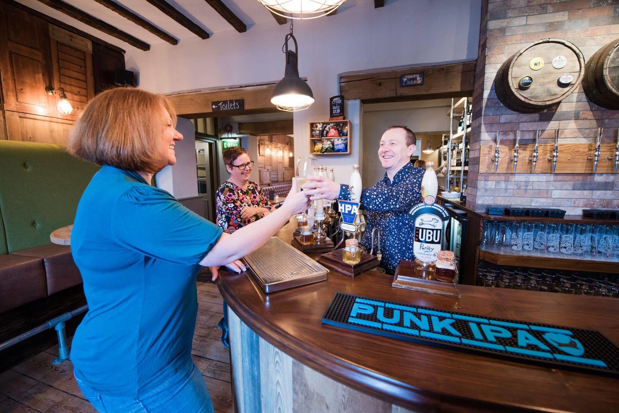 מלון פנקרידג' The Littleton Arms מראה חיצוני תמונה