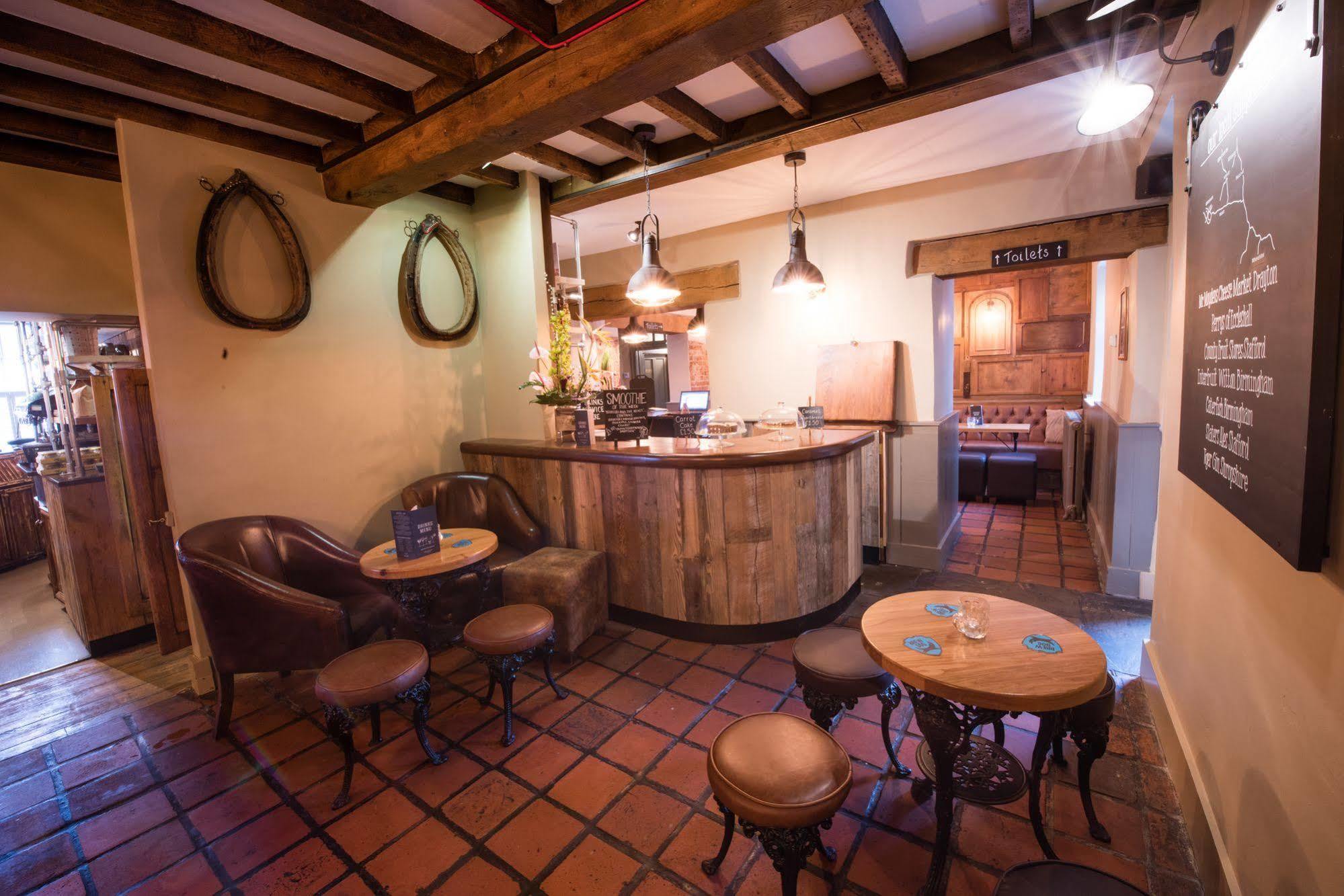 מלון פנקרידג' The Littleton Arms מראה חיצוני תמונה